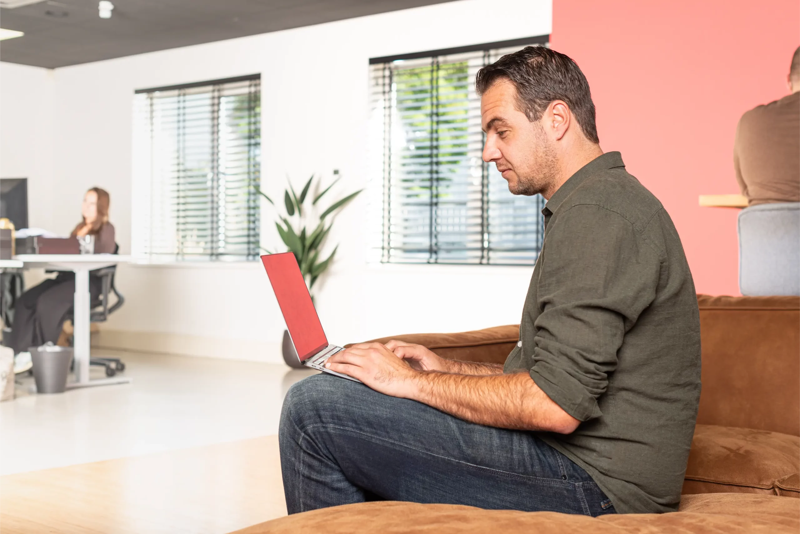 Wet DBA en gelijkwaardige beloning: wat verandert voor IT-inhuur in 2026